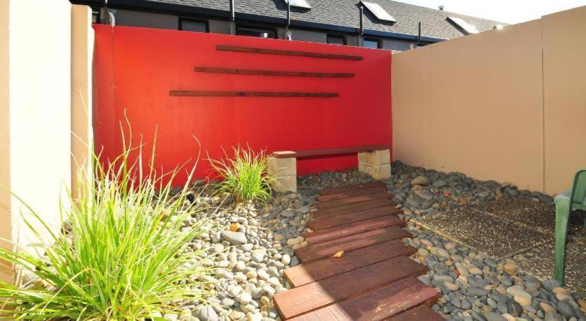 Epsom Motel 3*