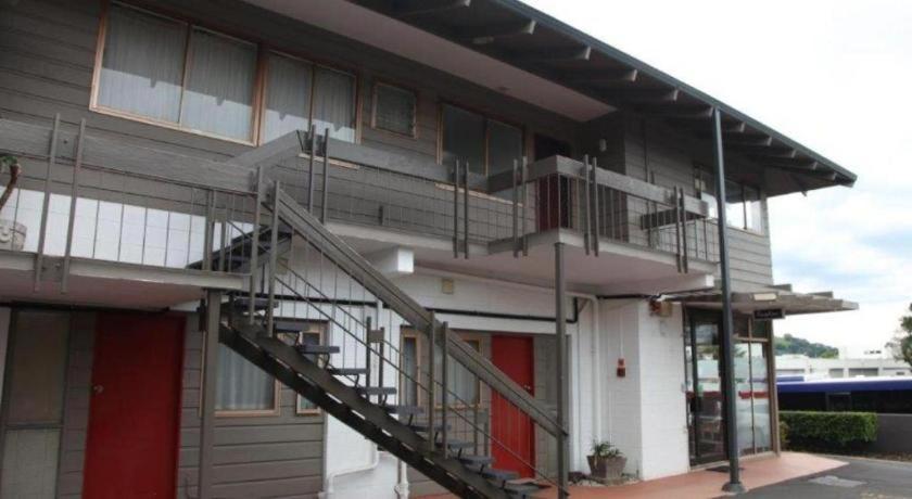 Epsom Motel 3*